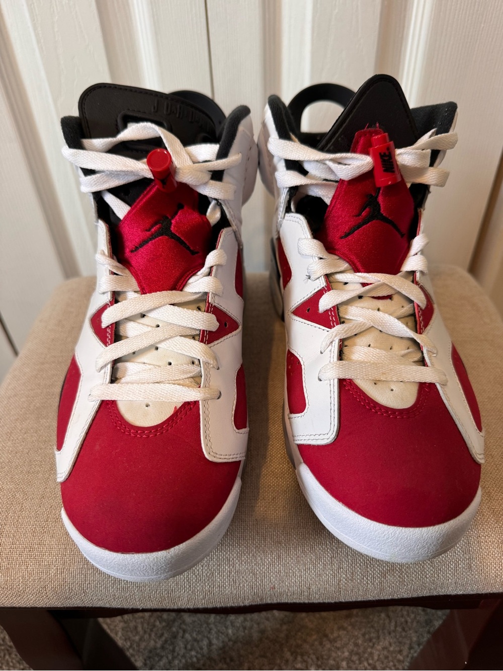 Nike Men’s Jordans Red, White & Black 6 Retro High-Top Carmine Sneakers Size 8 - Picture 4 of 15